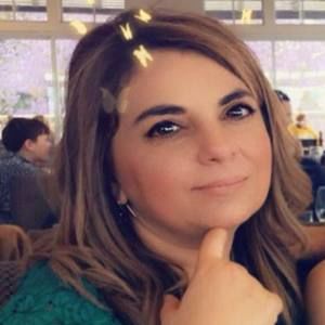 Meet your Posher, Mirella